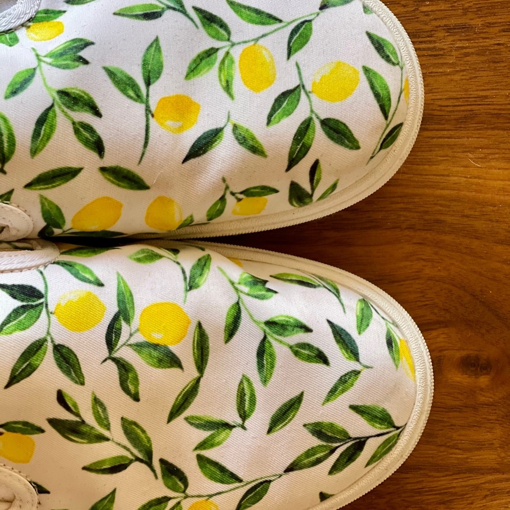 Bucketfeet Lemon Pattern Slip-Ons